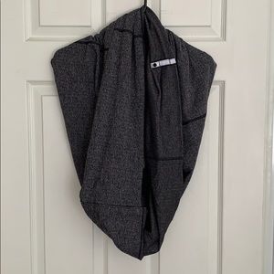 Lululemon vinyasa scarf rulu